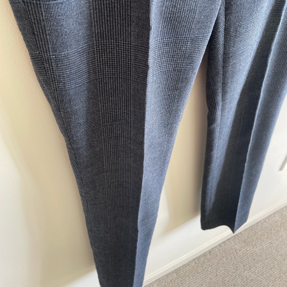 Size 6 Jones New York Grey Plaid Pants - Picture 11 of 17